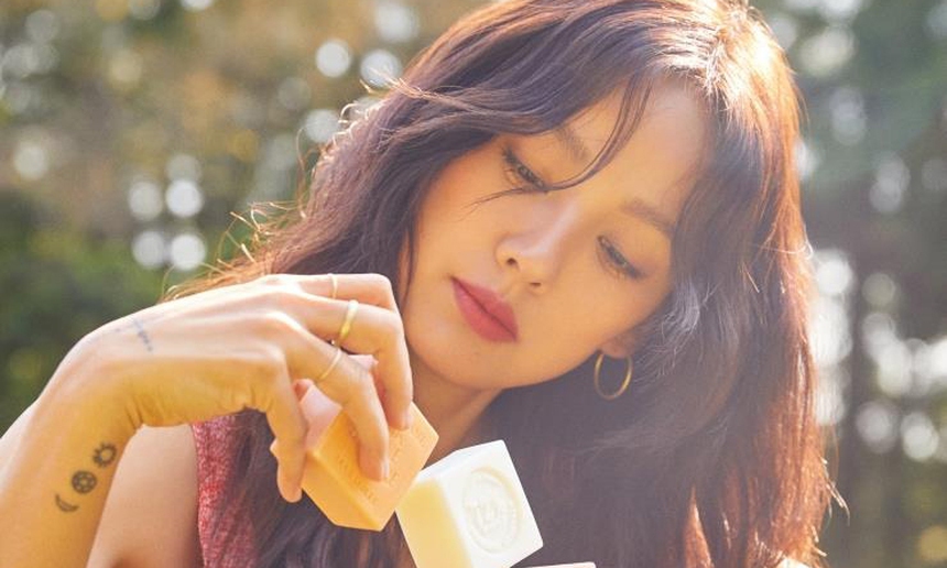 Lee Hyori đăng trạng thái ẩn ý sau loạt ồn ào gây rạn nứt hình tượng - Ảnh 2.