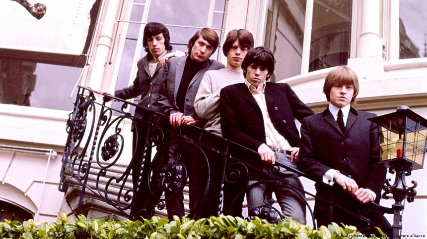 Thủ lĩnh Rolling Stones Mick Jagger tròn 80 tuổi - Từ kẻ nổi loạn trở thành hiệp sĩ - Ảnh 2.