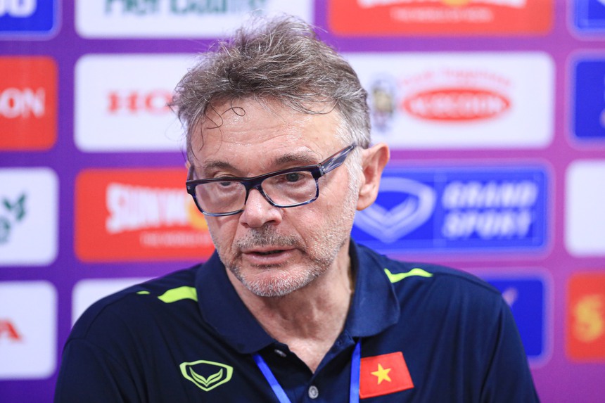HLV Troussier dự lễ bốc thăm vòng loại World Cup 2026 và ASIAN Cup 2027 - Ảnh 2.