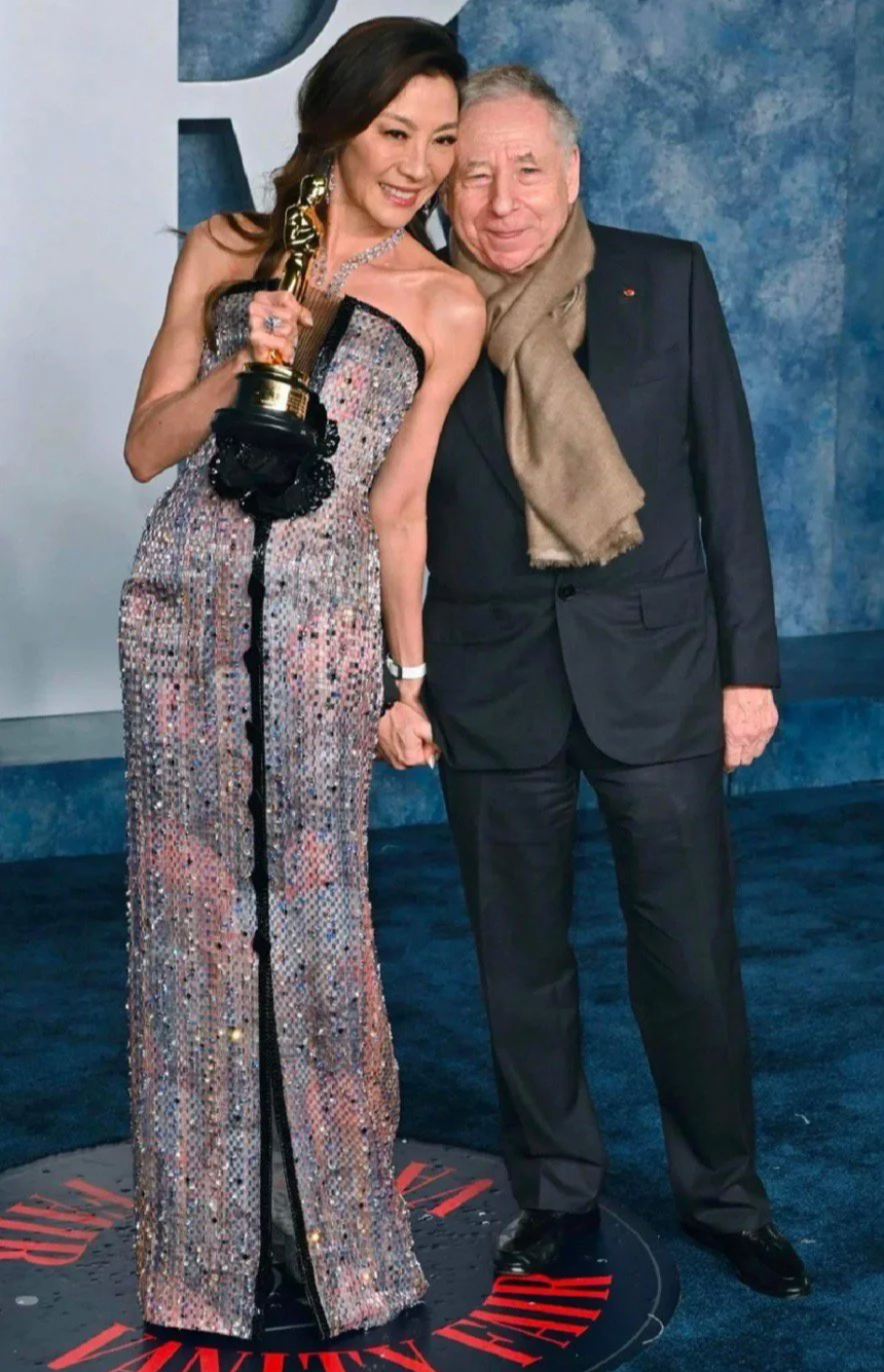 Dương Tử Quỳnh bất ngờ kết hôn với triệu phú USD sau 19 năm bên nhau - Ảnh 1.