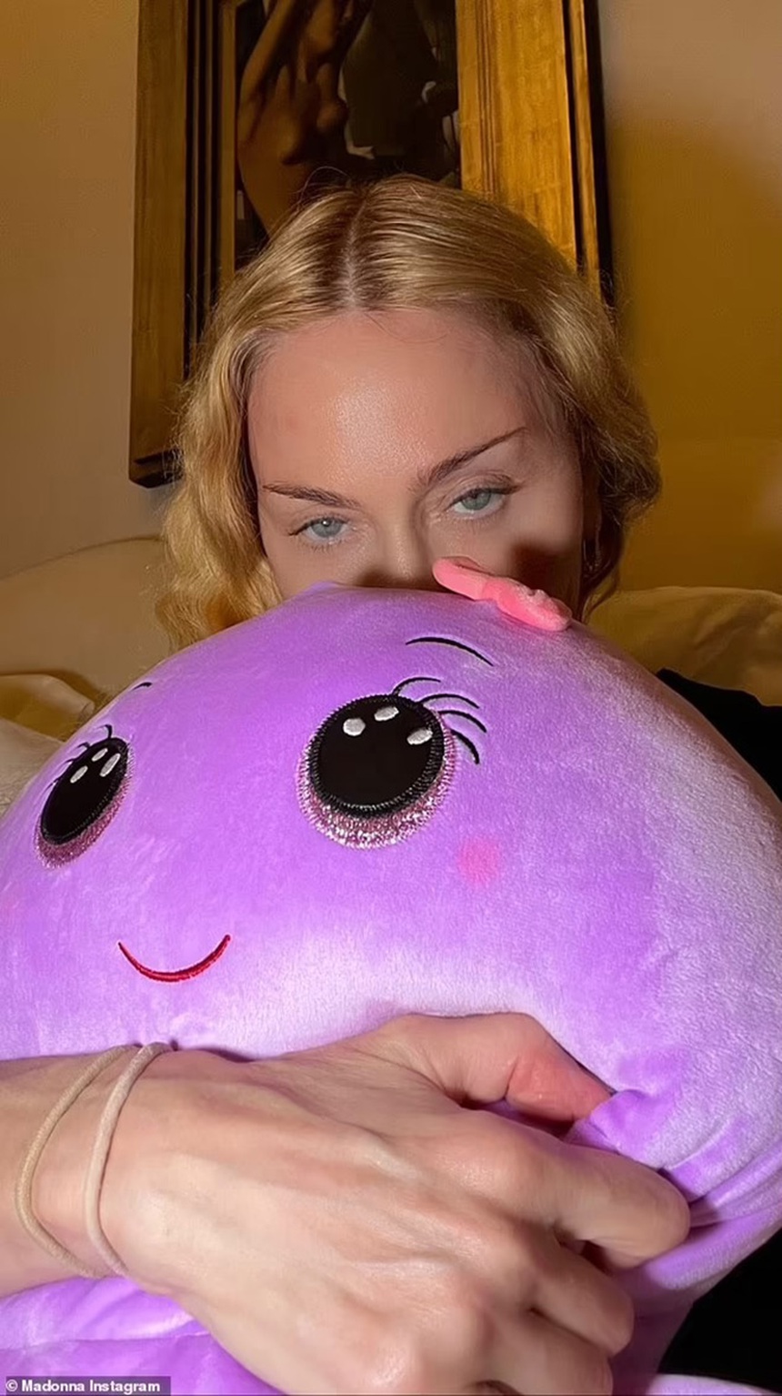 Madonna lại có thể nhảy múa, mừng kỷ niệm 40 năm phát hành album đầu tay - Ảnh 10.