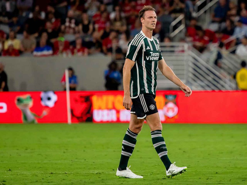 Tin chuyển nhượng MU 28/7: MU bất ngờ 'quay xe' với Dean Henderson, Maguire chọn gia nhập ông lớn châu Âu - Ảnh 6. Tin chuyển nhượng MU 28/7: MU bất ngờ 'quay xe' với Dean Henderson, Maguire chọn gia nhập ông lớn châu Âu - Ảnh 6.