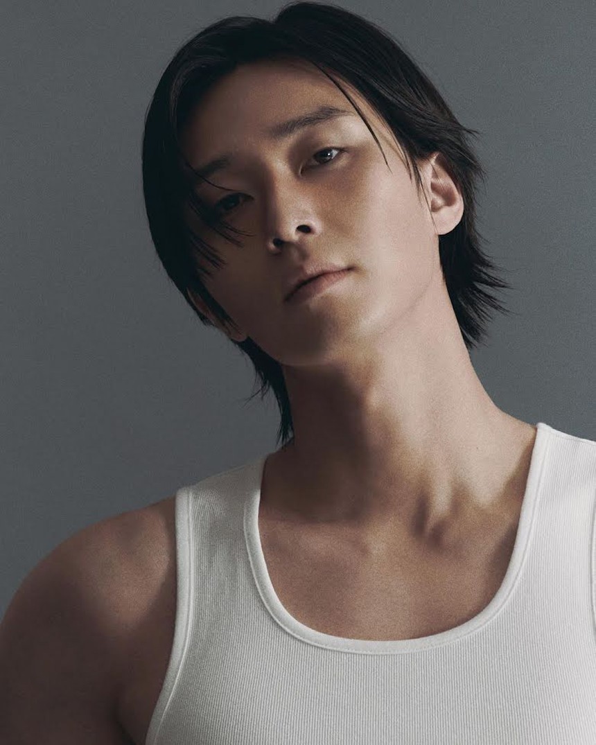 Park Seo Joon phá bỏ chuẩn mực giới tính trong bộ ảnh mới - Ảnh 2.