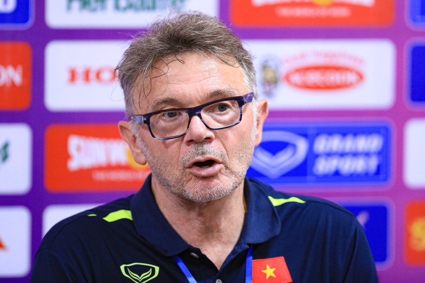 HLV Troussier: ‘Kết quả bốc thăm World Cup 2026 khá thú vị’ - Ảnh 2.