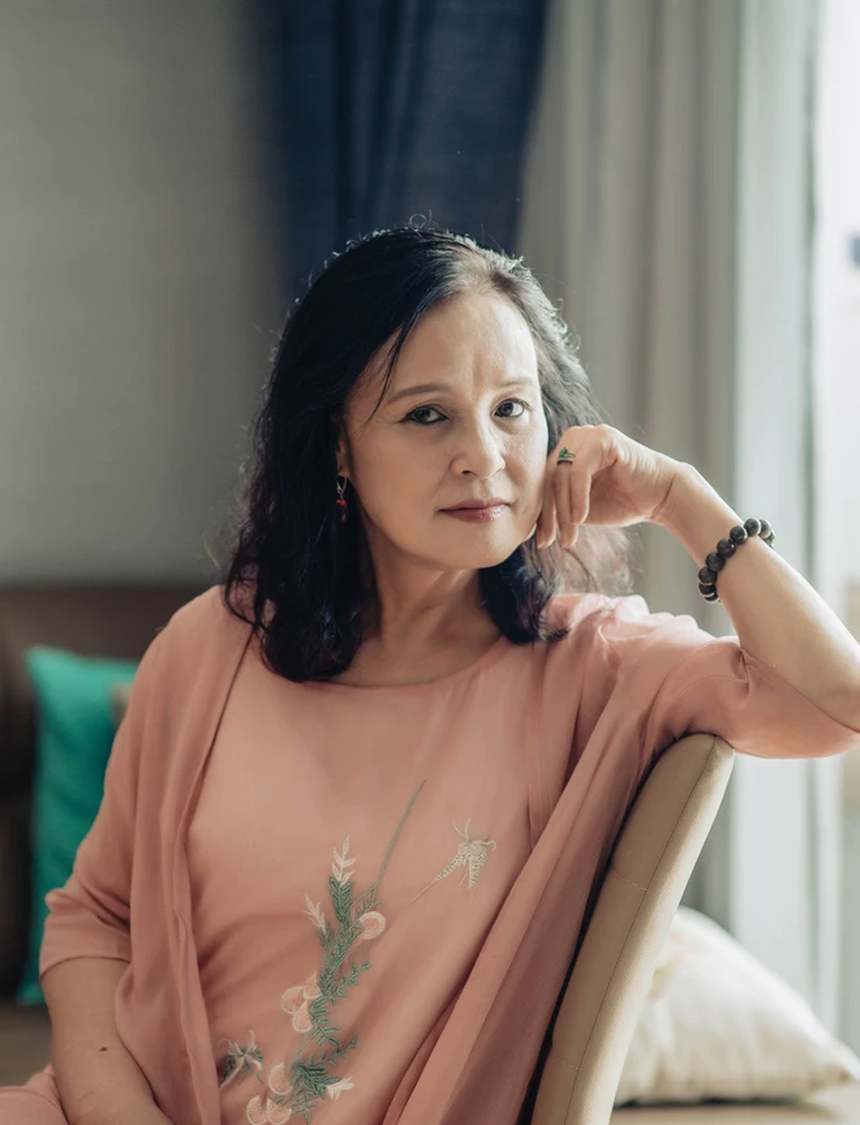 NSND Hoàng Cúc: 'Mỹ nhân màn ảnh' một thời vượt qua bạo bệnh, hạnh phúc bên con cháu - Ảnh 6.