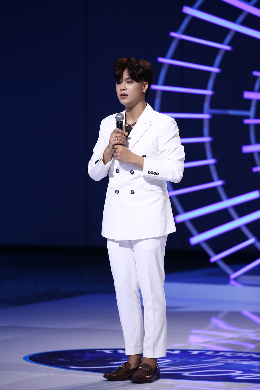 Vietnam Idol 2023 tập 4: Mỹ Tâm ‘không kiềm chế’, một thí sinh bị yêu cầu ‘ngừng hát’ - Ảnh 5.