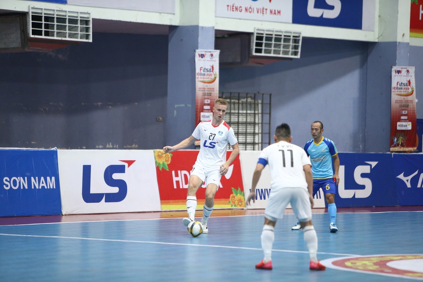 Cuộc đua vô địch futsal Việt Nam căng thẳng tới cùng - Ảnh 2. Cuộc đua vô địch futsal Việt Nam căng thẳng tới cùng - Ảnh 2.