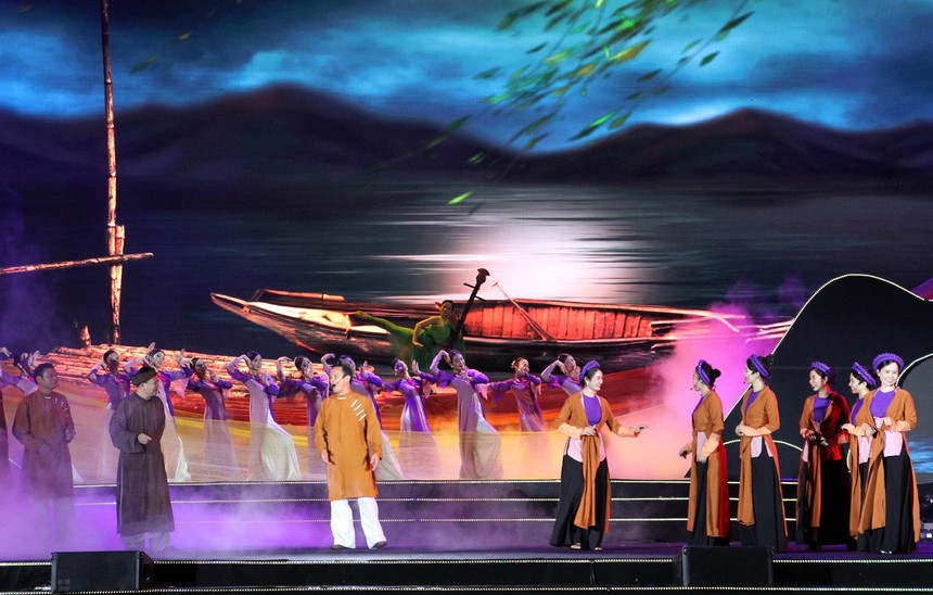 Lan tỏa di sản Dân ca ví, giặm Nghệ Tĩnh trong đời sống đương đại - Ảnh 1.