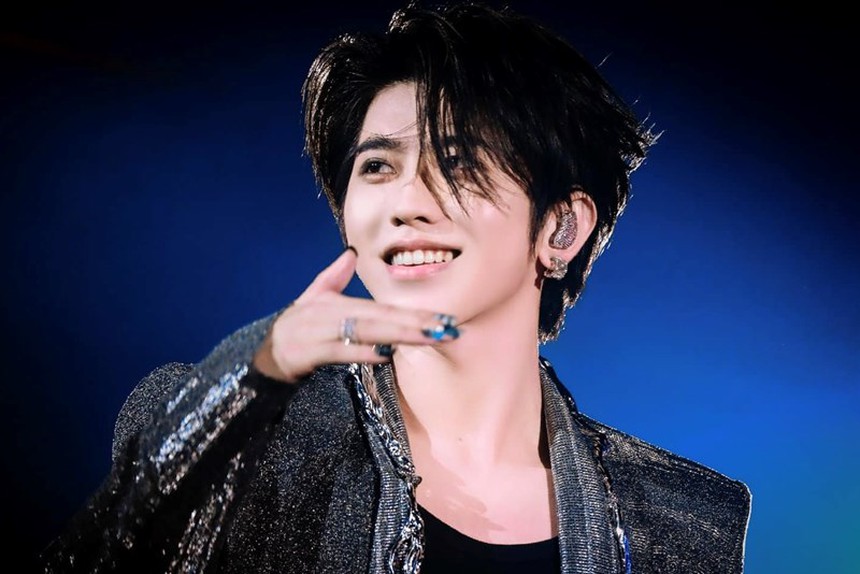 Rộ tin Thái Từ Khôn hẹn hò fan nữ 14 tuổi, liệu có 'nối gót' Ngô Diệc Phàm? - Ảnh 3.