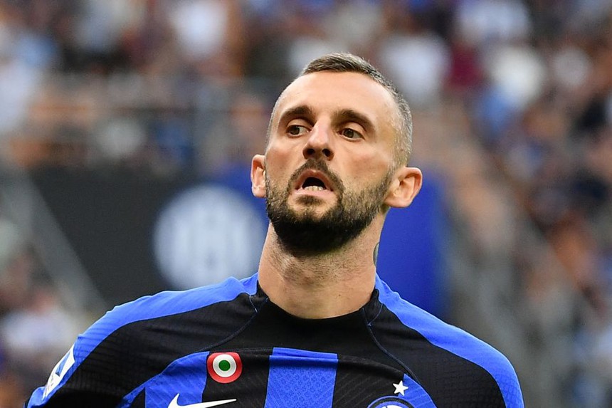 Vì sao Inter bán Brozovic? - Ảnh 1.