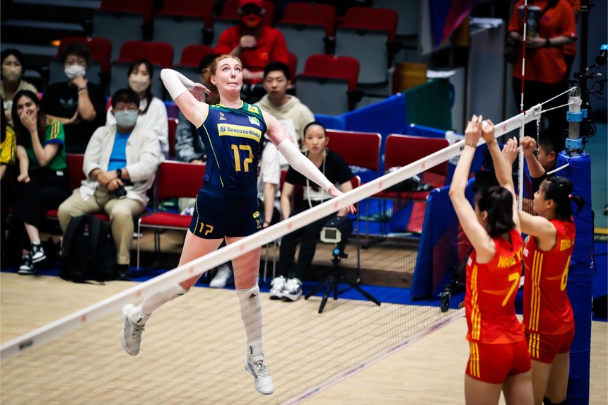 Brazil tái đấu Trung Quốc ở tứ kết VNL 2023 Brazil tái đấu Trung Quốc ở tứ kết VNL 2023