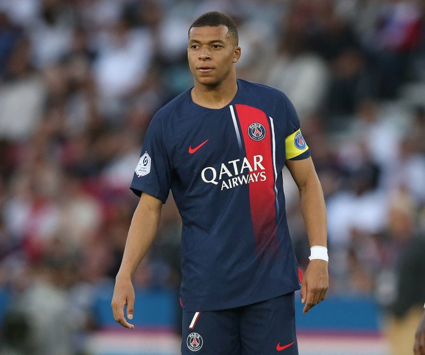 Mbappe bị sếp Real chê là 'nô lệ của đồng tiền' vì yêu cầu mức lương cực sốc nếu rời PSG - Ảnh 2.