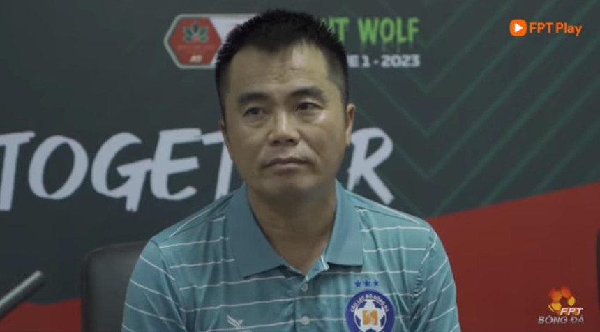 ‘Mourinho Việt Nam’ chỉ ra sự thật phũ phàng của CAHN, khiến dàn sao Văn Hậu, Quang Hải nhận thất bại cay đắng - Ảnh 2. ‘Mourinho Việt Nam’ chỉ ra sự thật phũ phàng của CAHN, khiến dàn sao Văn Hậu, Quang Hải nhận thất bại cay đắng - Ảnh 2.