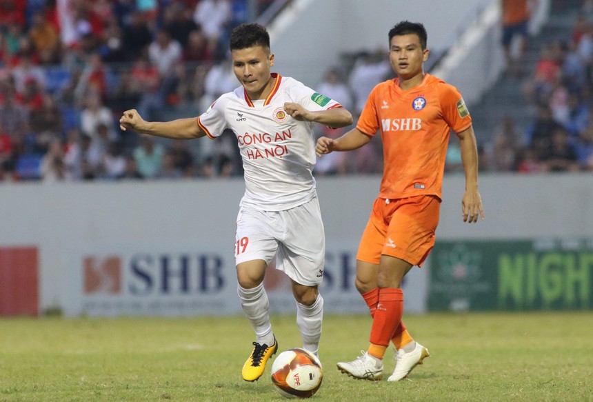 Filip Nguyễn và Quang Hải: Những hợp đồng “bom tấn” chưa thể “nổ” - Ảnh 1.