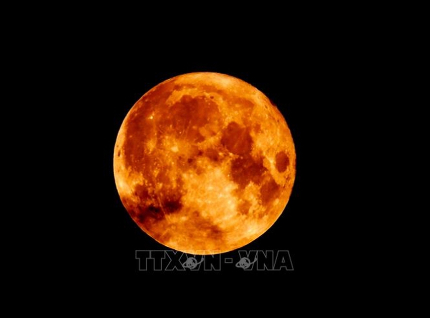 Siêu trăng 2023: Mấy giờ Việt Nam xem đẹp nhất? - Ảnh 2. Siêu trăng 2023: Mấy giờ Việt Nam xem đẹp nhất? - Ảnh 2.