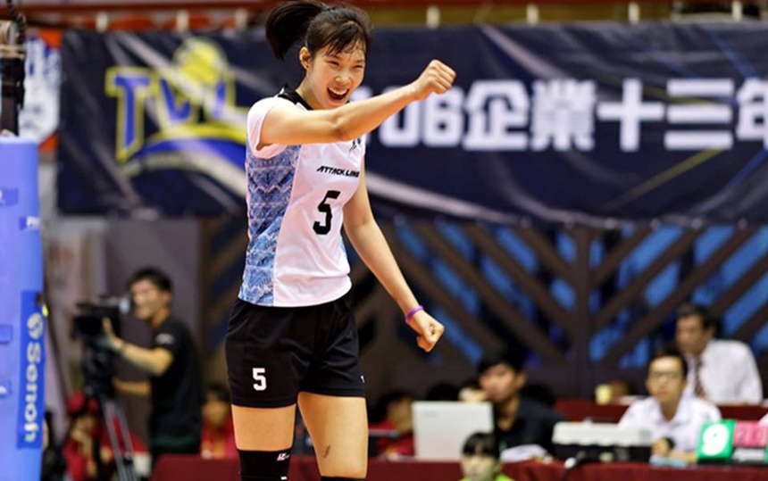 Thanh Thúy rực sáng trong màu áo CLB Attack Line của Đài Bắc Trung Hoa