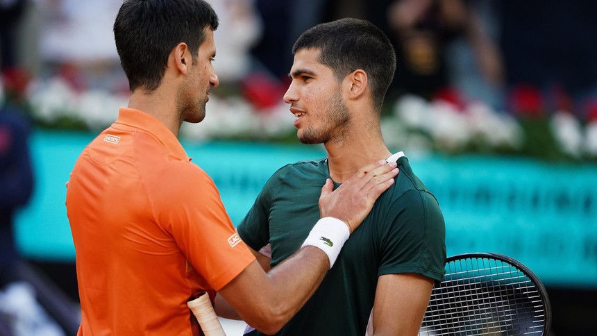 Bảng xếp hạng quần vợt thế giới tuần này: Djokovic vẫn lăm le lật đổ Alcaraz - Ảnh 1. Bảng xếp hạng quần vợt thế giới tuần này: Djokovic vẫn lăm le lật đổ Alcaraz - Ảnh 1.