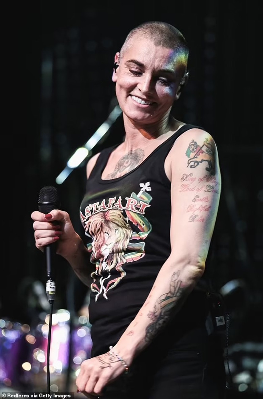 Sinead O'Connor bị một phụ nữ làm cho khó chịu nhiều ngày trước khi chết - Ảnh 4.