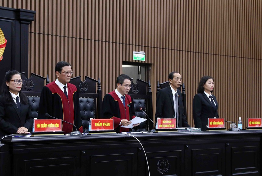 Nhìn lại phiên tòa 'Chuyến bay giải cứu' - Bài 2: Từ chuyển biến nhận thức đến phân hóa tội phạm - Ảnh 3.