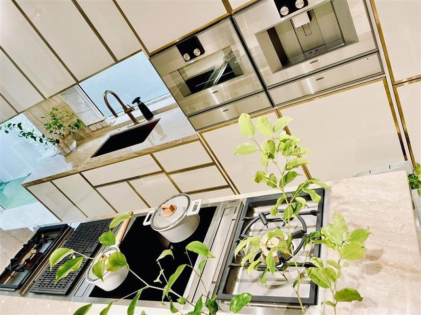 Tổ ấm của Hồ Ngọc Hà: Biệt thự 30 tỷ có an ninh nghiêm ngặt ngay tại TP. HCM - Ảnh 9.