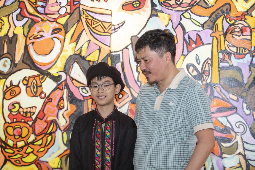 Họa sĩ nhí Hoàng Nhật Quang 'Vì mái trường cho em' - Ảnh 1.