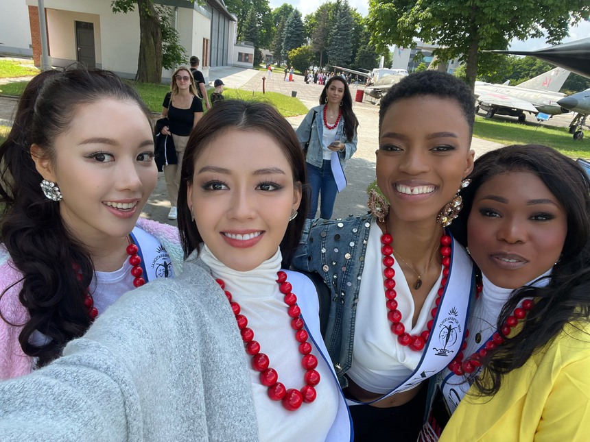 Nhan sắc sáng bừng của Đặng Thanh Ngân giữa dàn thí sinh Miss Supranational 2023 - Ảnh 5. Nhan sắc sáng bừng của Đặng Thanh Ngân giữa dàn thí sinh Miss Supranational 2023 - Ảnh 5.