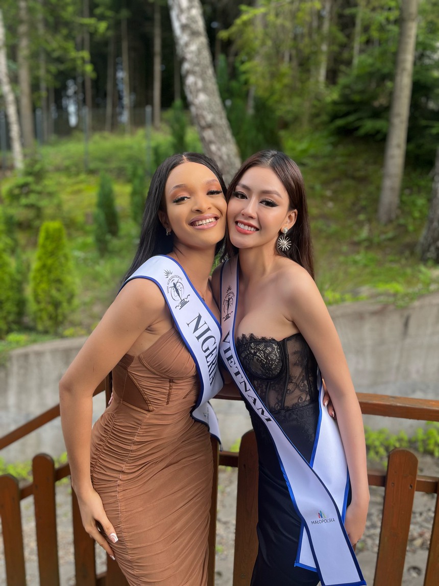 Nhan sắc sáng bừng của Đặng Thanh Ngân giữa dàn thí sinh Miss Supranational 2023 - Ảnh 1. Nhan sắc sáng bừng của Đặng Thanh Ngân giữa dàn thí sinh Miss Supranational 2023 - Ảnh 1.