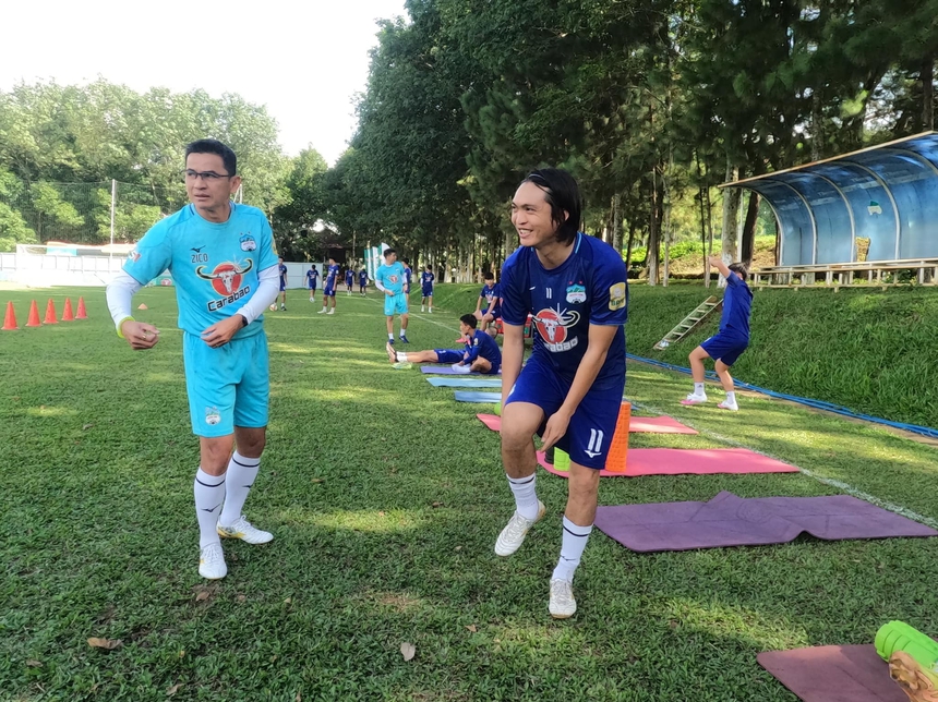 Bóng đá Việt Nam ngày 5/7: Tuấn Anh trở lại, Trọng Đại thất nghiệp - Ảnh 2.