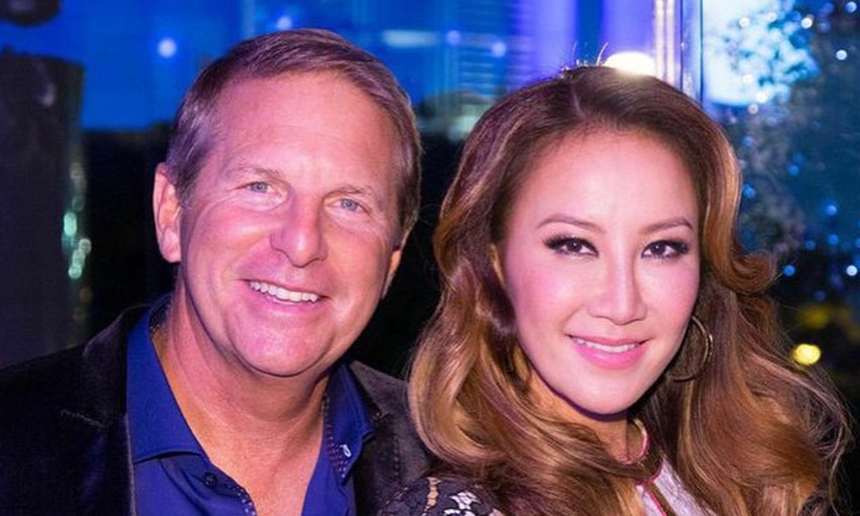 3 sao nữ C-biz khổ sở vì lấy nhầm chồng: Triệu Vy mất sạch danh tiếng - Ảnh 2.