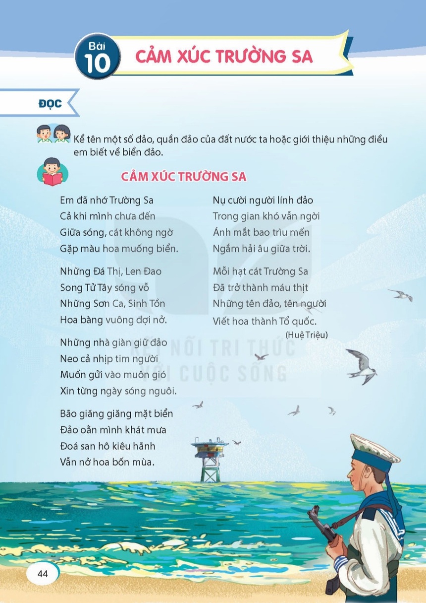 Gặp lại các tác giả được đưa vào sách giáo khoa - Nhà thơ Huệ Triệu: 'Trái tim của lính đảo Trường Sa thật đẹp đẽ' - Ảnh 2.