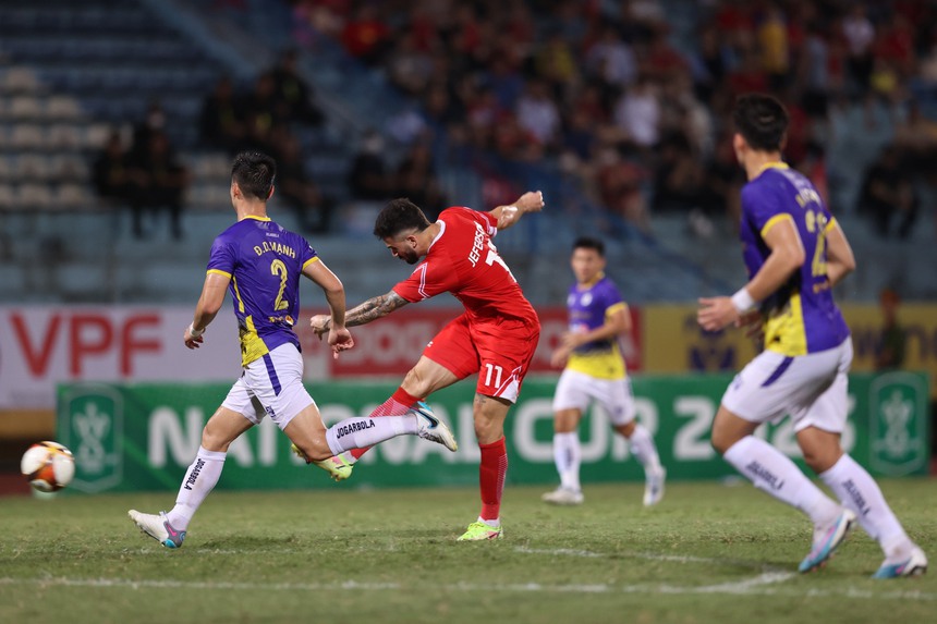 Vòng 1/8 Cúp quốc gia 2023: Viettel biến Hà Nội FC thành cựu vương - Ảnh 1.