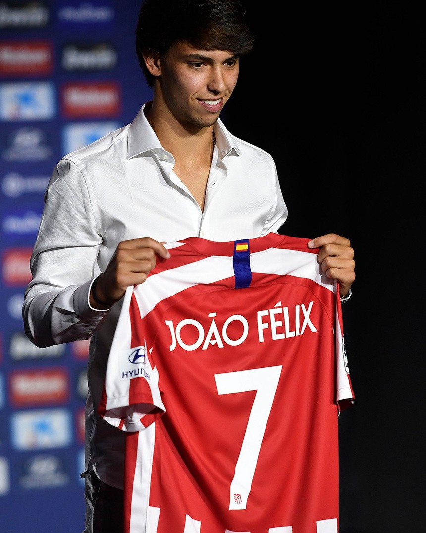 Tin nóng bóng đá tối 7/7: Chuyển nhượng im ắng, Ten Hag làm điều bất ngờ với đội hình MU - Ảnh 4.