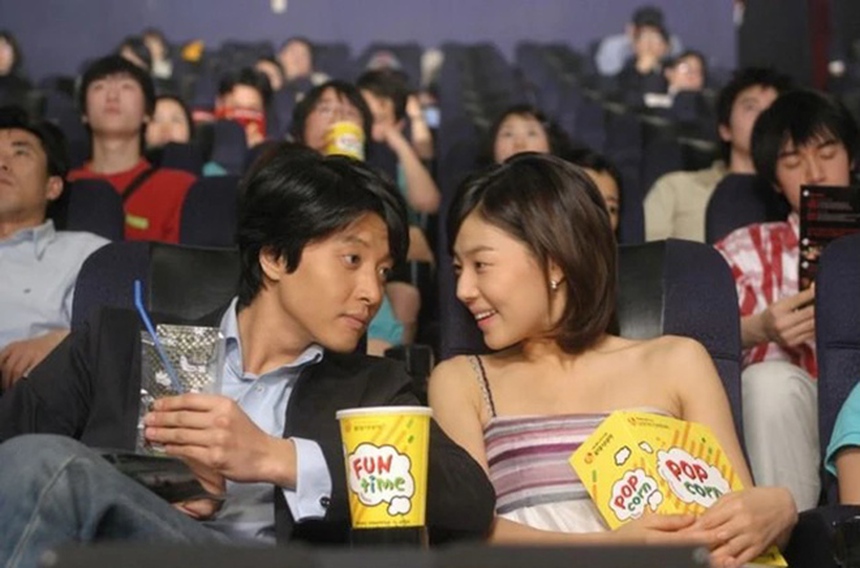 Quá khứ gây tranh cãi của sao nam này ám ảnh màn tái xuất trong K-Drama ăn khách 'Celebrity' - Ảnh 4. Quá khứ gây tranh cãi của sao nam này ám ảnh màn tái xuất trong K-Drama ăn khách 'Celebrity' - Ảnh 4.