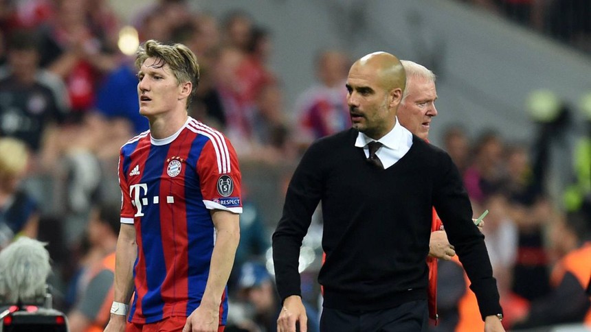 Cựu SAO MU tuyên bố Pep Guardiola đã 'phá nát' bóng đá Đức - Ảnh 3.