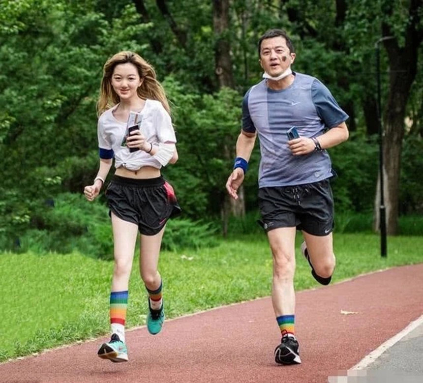 (Bài đăng Chủ nhật) Không ngờ Lý Á Bằng lại có cuộc đời truân chuyên đến thế - Ảnh 7.