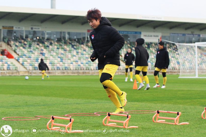 HLV thể lực châu Âu nói điều bất ngờ về thể lực cầu thủ nữ Việt Nam trước World Cup - Ảnh 2.