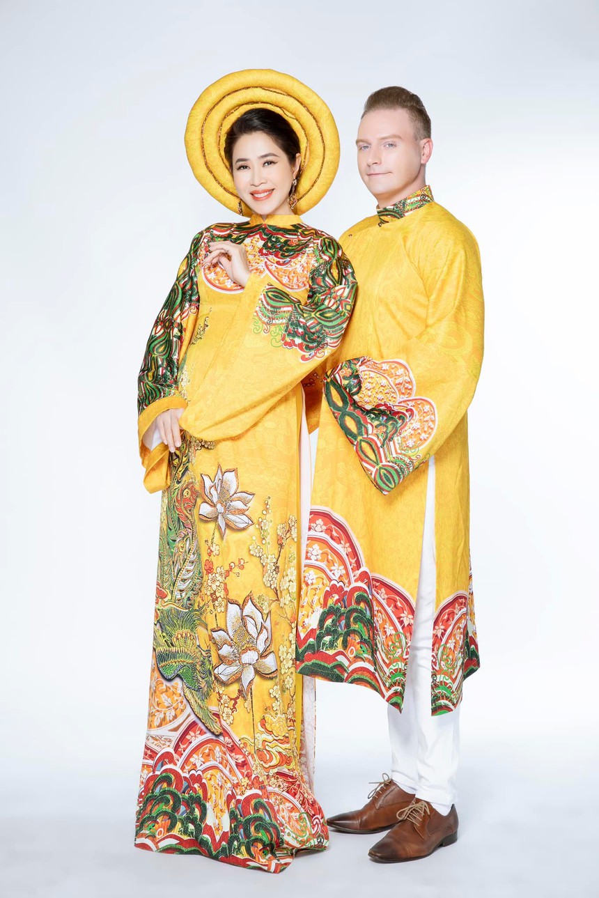 Ca sĩ Cẩm Vân, Khắc Triệu và gần 150 Nghệ sỹ nổi tiếng hội ngộ trong đêm nghệ thuật 'Vì nụ cười trẻ thơ 2023' - Ảnh 7. Ca sĩ Cẩm Vân, Khắc Triệu và gần 150 Nghệ sỹ nổi tiếng hội ngộ trong đêm nghệ thuật 'Vì nụ cười trẻ thơ 2023' - Ảnh 7.