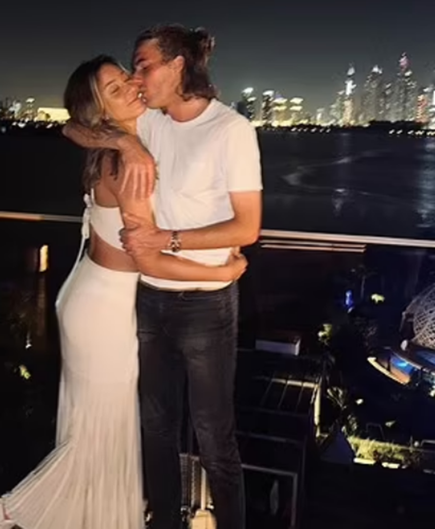 Badosa và Tsitsipas đang yêu nhau say đắm Badosa và Tsitsipas đang yêu nhau say đắm