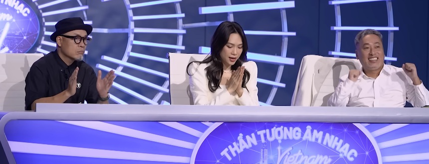Mỹ Tâm bật khóc ngay tập 1 của Vietnam Idol 2023 vì thí sinh này - Ảnh 3.