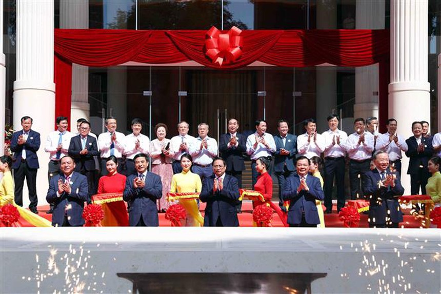 Thủ tướng Phạm Minh Chính: Xây dựng Nhà hát Hồ Gươm là một thiết chế văn hóa, đáp ứng nhu cầu thụ hưởng của nhân dân - Ảnh 1.