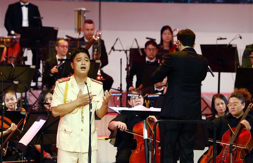 Thủ tướng Phạm Minh Chính: Xây dựng Nhà hát Hồ Gươm là một thiết chế văn hóa, đáp ứng nhu cầu thụ hưởng của nhân dân - Ảnh 4.