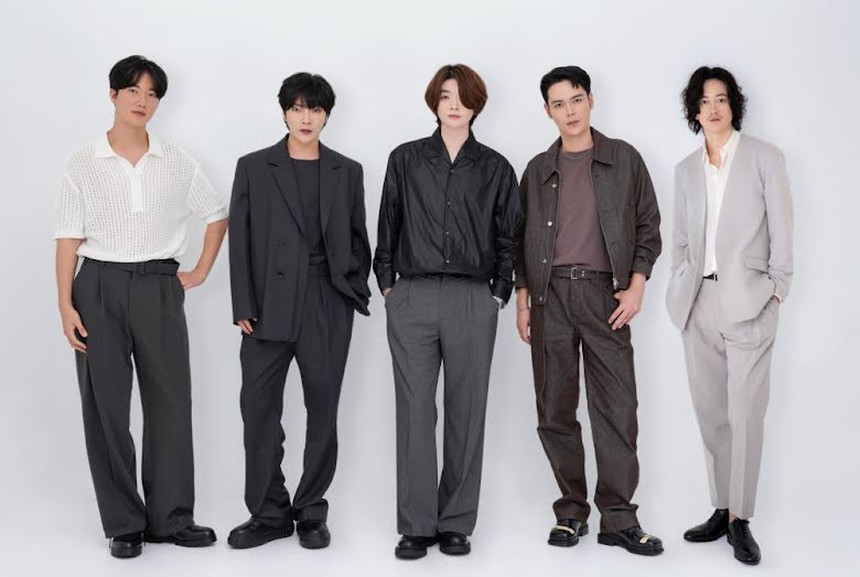 9 nhóm nhạc K-pop vẫn hoạt động bền bỉ sau 15 năm: 2PM, SHINee... - Ảnh 4.