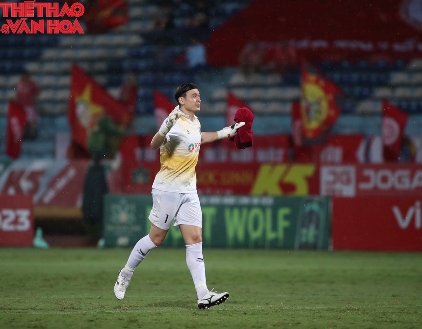 HLV Nguyễn Đức Thắng: ‘Vai trò của Văn Lâm vẫn luôn như vậy’ - Ảnh 2.