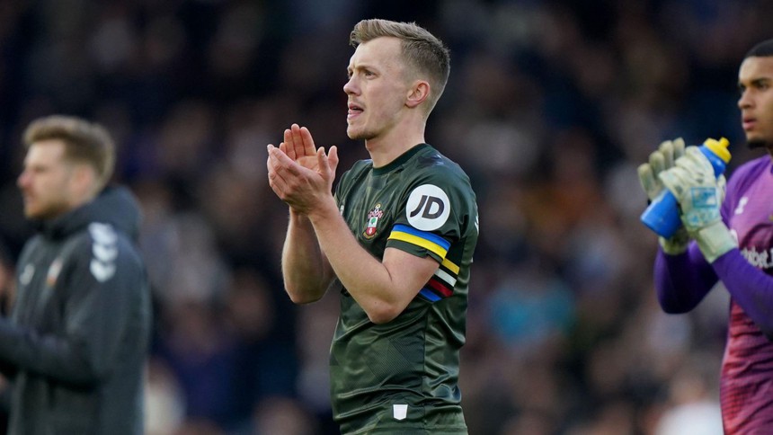 Chuyển nhượng 1/8: PSG kiện Mbappe lên FIFA vì 'đi đêm' với Real, Napoli quyết không bán Osimhen - Ảnh 5. Chuyển nhượng 1/8: PSG kiện Mbappe lên FIFA vì 'đi đêm' với Real, Napoli quyết không bán Osimhen - Ảnh 5.