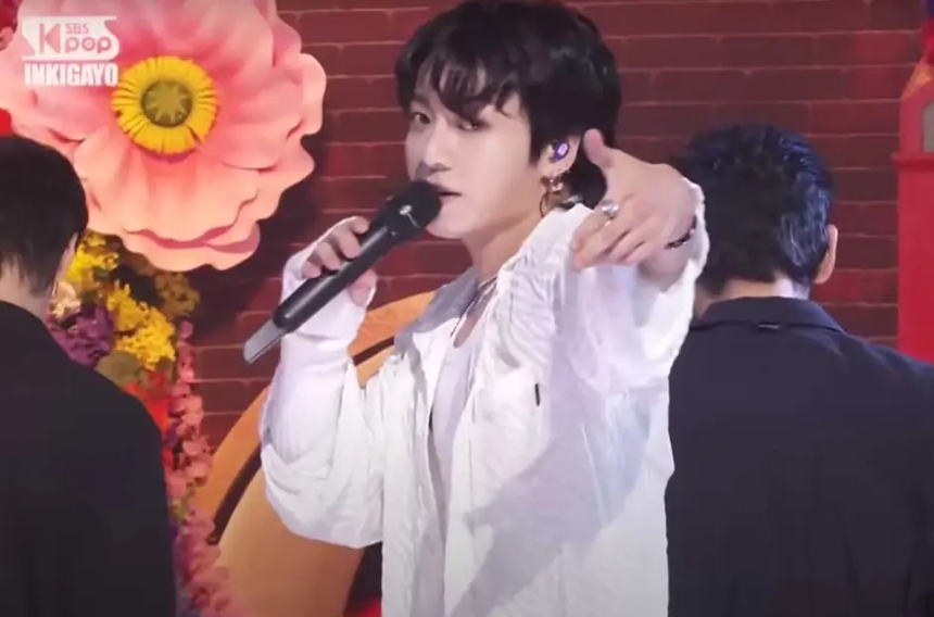 Tranh cãi bất thường về phần encore của Jungkook BTS trên 'Inkigayo'  - Ảnh 2.