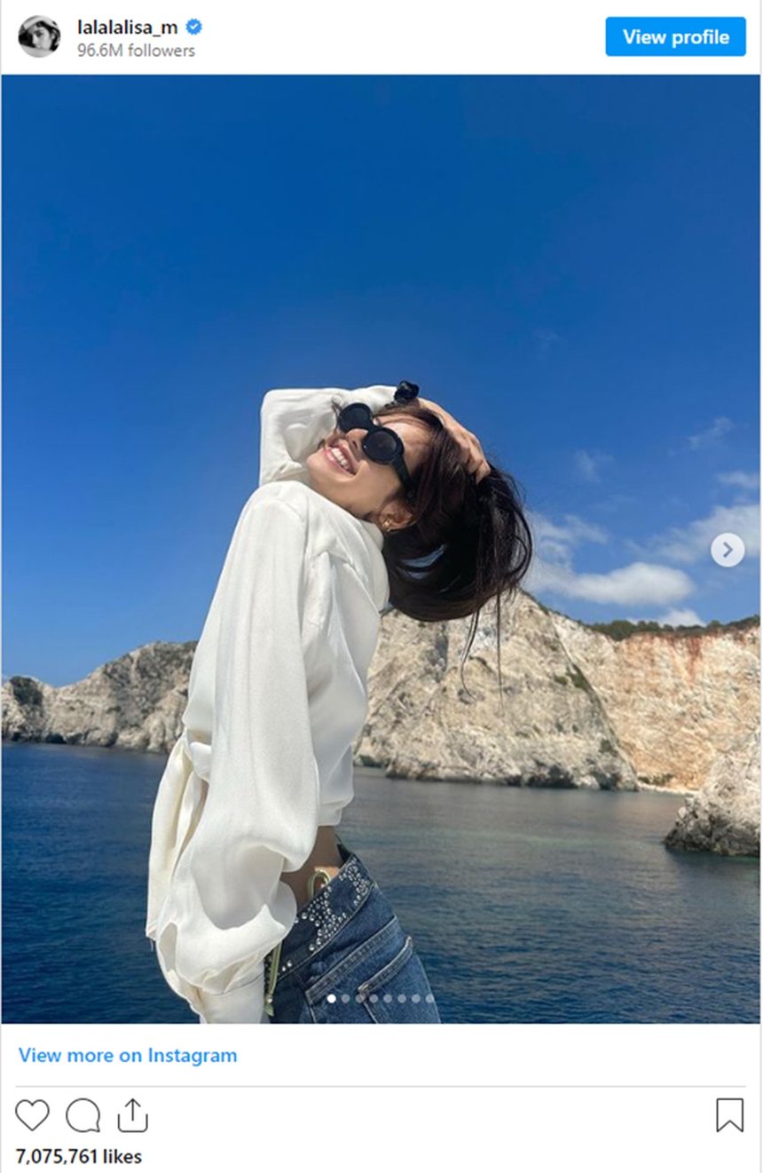 Rộ tin Lisa Blackpink đi chơi cùng bạn trai Frédéric Arnault ở Hy Lạp - Ảnh 1.