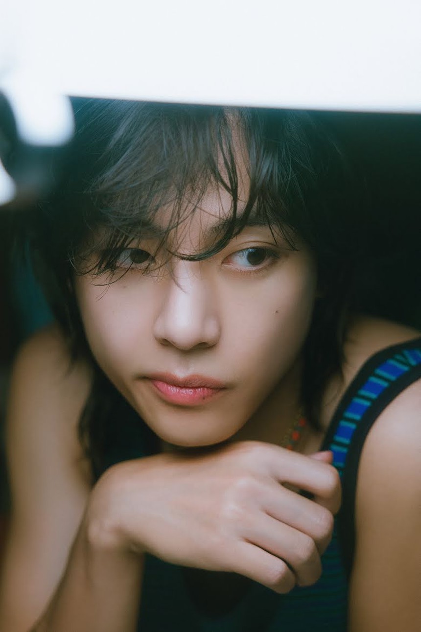 'Lịm tim' ngắm V BTS trong 20 bức ảnh ý tưởng mới cho album solo 'Layover' - Ảnh 17.