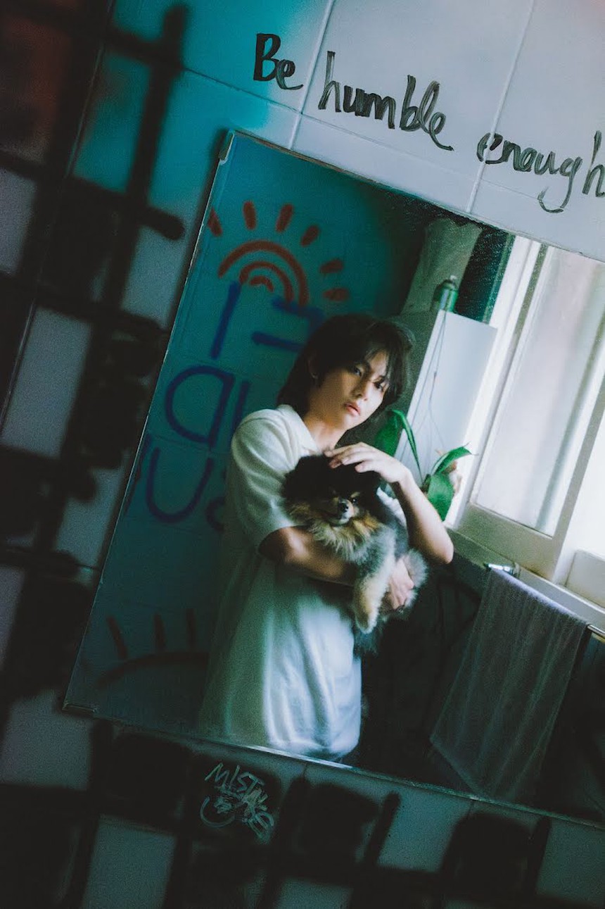 'Lịm tim' ngắm V BTS trong 20 bức ảnh ý tưởng mới cho album solo 'Layover' - Ảnh 21.