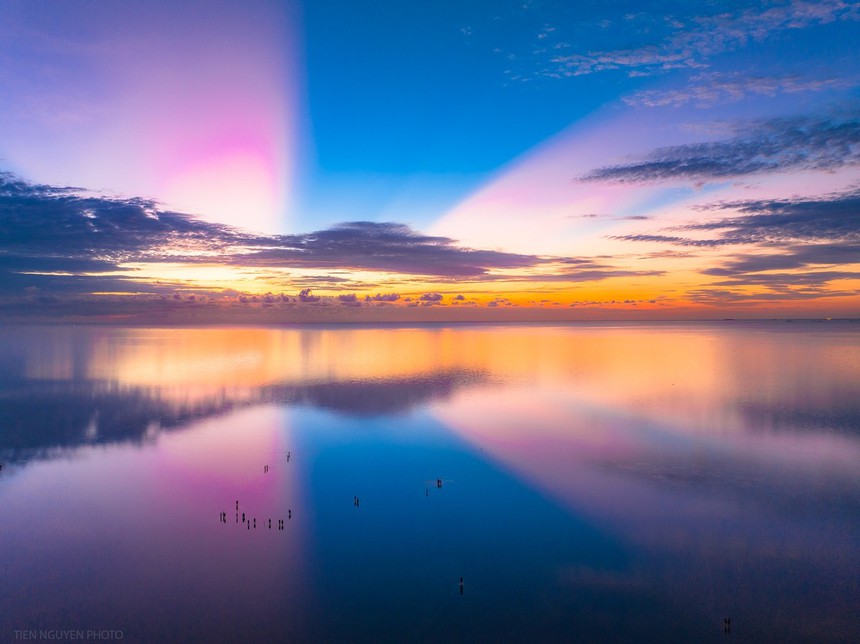 Vượt "kiếp nạn" đi biển vô cực săn bình minh: Cực nhưng thành quả xứng đáng - Ảnh 2. Vượt "kiếp nạn" đi biển vô cực săn bình minh: Cực nhưng thành quả xứng đáng - Ảnh 2.