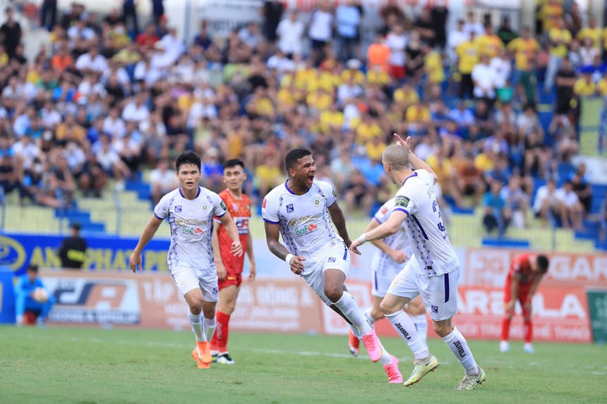 'CAHN gọi, CLB Hà Nội trả lời' khiến cuộc đua vô địch V-League chưa chấm dứt - Ảnh 3.